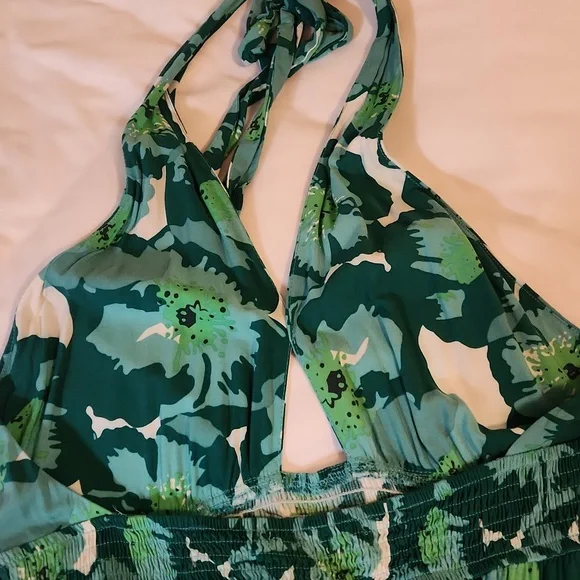 Zesica Summer Criss Cross Halter Dress, Size XL - Picture 5 of 6